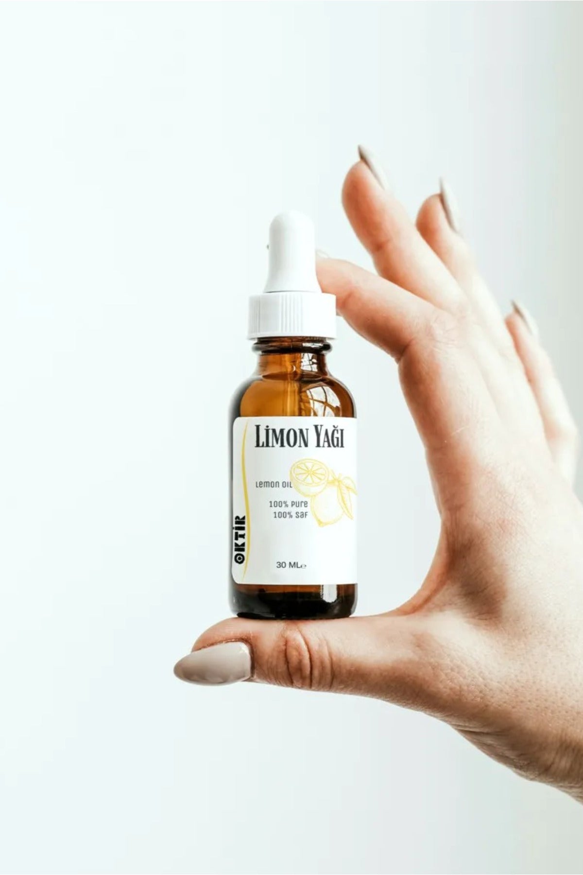 LİMON YAĞI 30 ML – SAF & DOĞAL LEKE KARŞITI, YAĞ DENGESİ SAĞLAYICI VE CİLT AYDINLATICI UÇUCU YAĞ