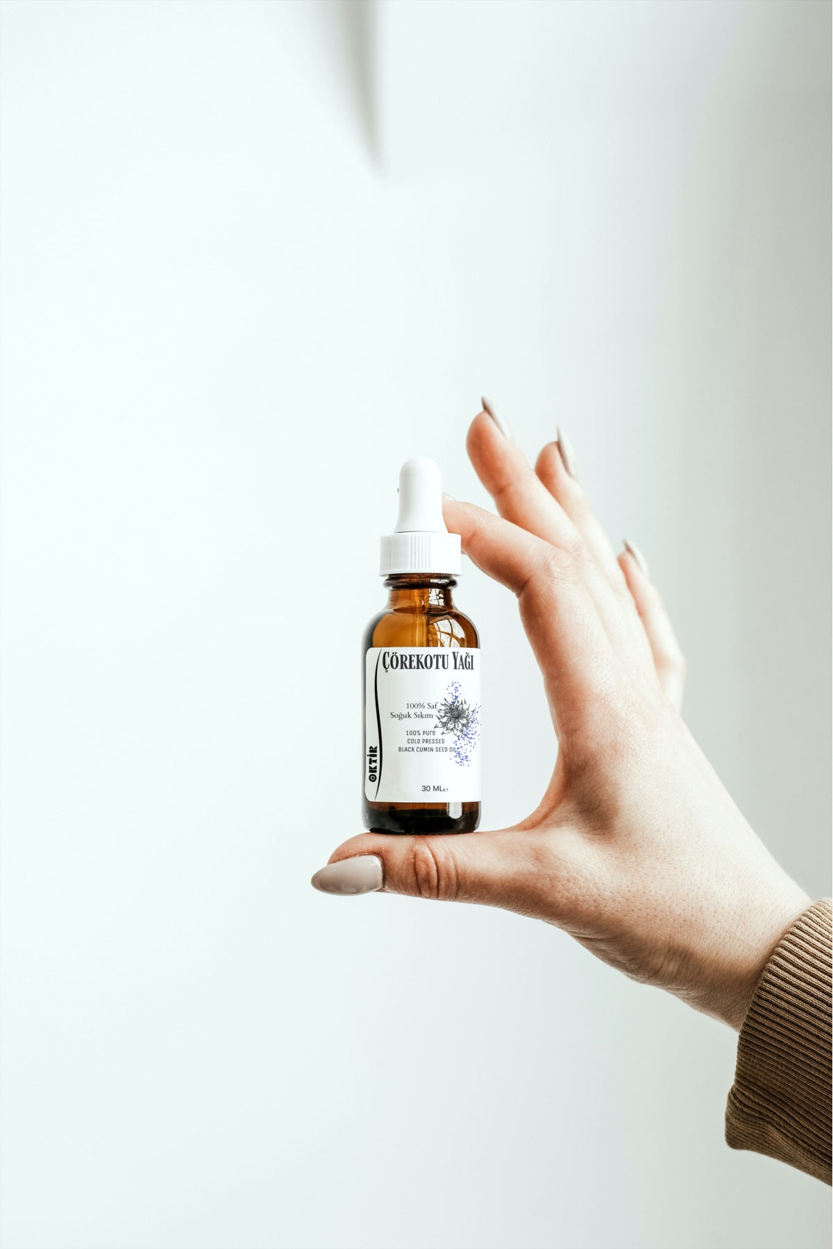 ÇÖREKOTU YAĞI 30 ML SOĞUK SIKIM SAÇ DÖKÜLMESİNE KARŞI, CİLT BESLEYİCİ VE YAĞ